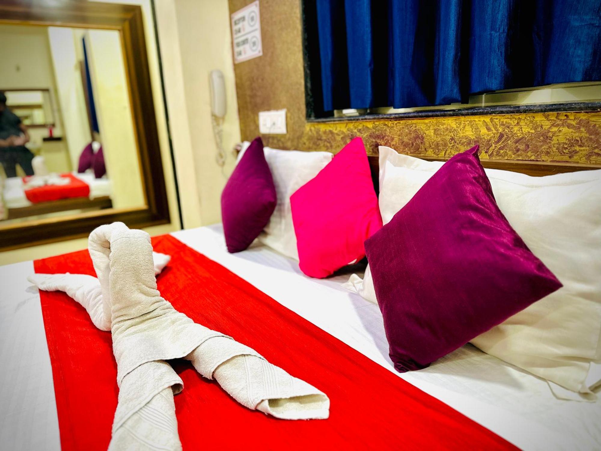Hotel Sawai Executive Jadhavwadi 外观 照片