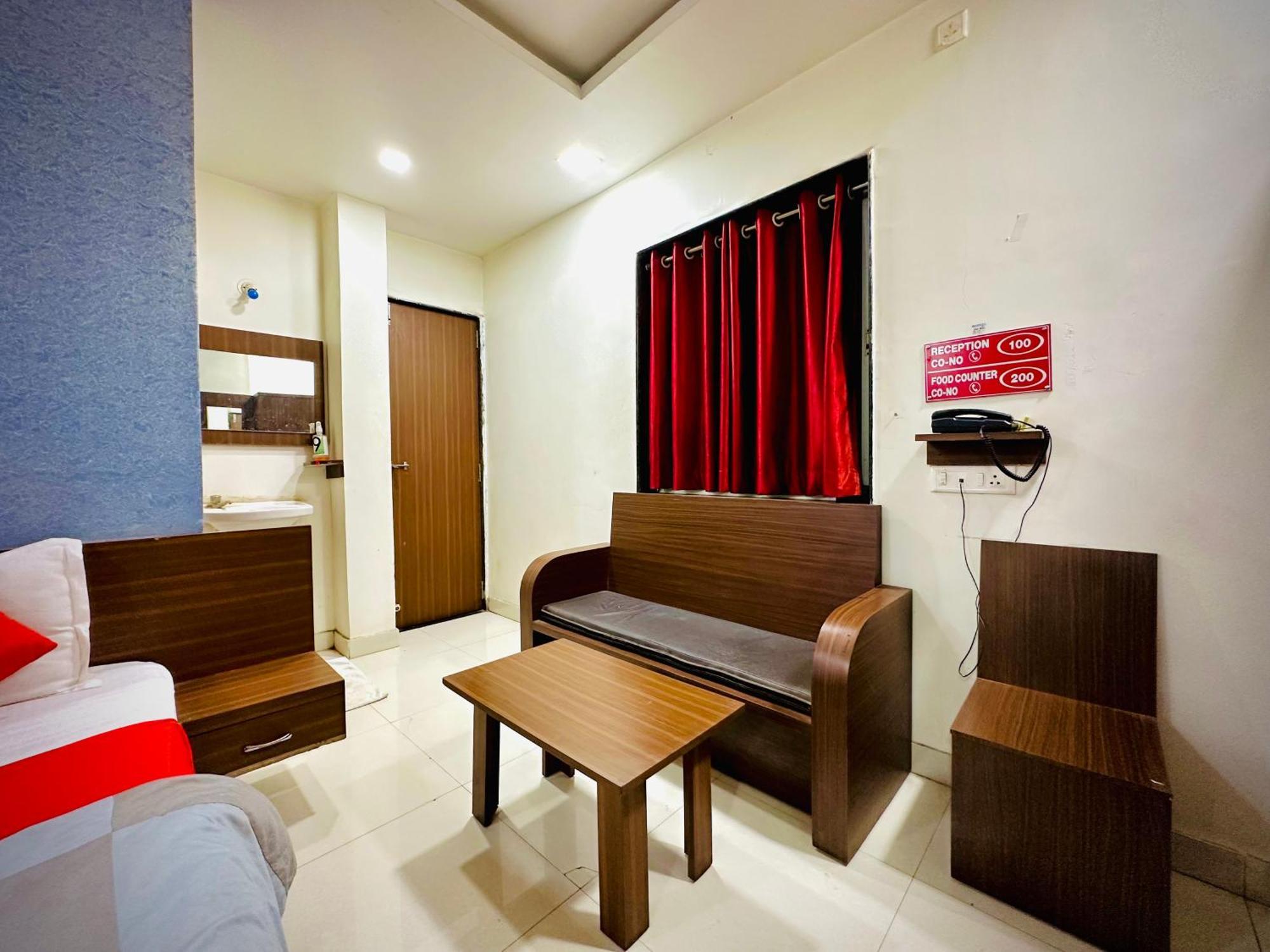 Hotel Sawai Executive Jadhavwadi 外观 照片