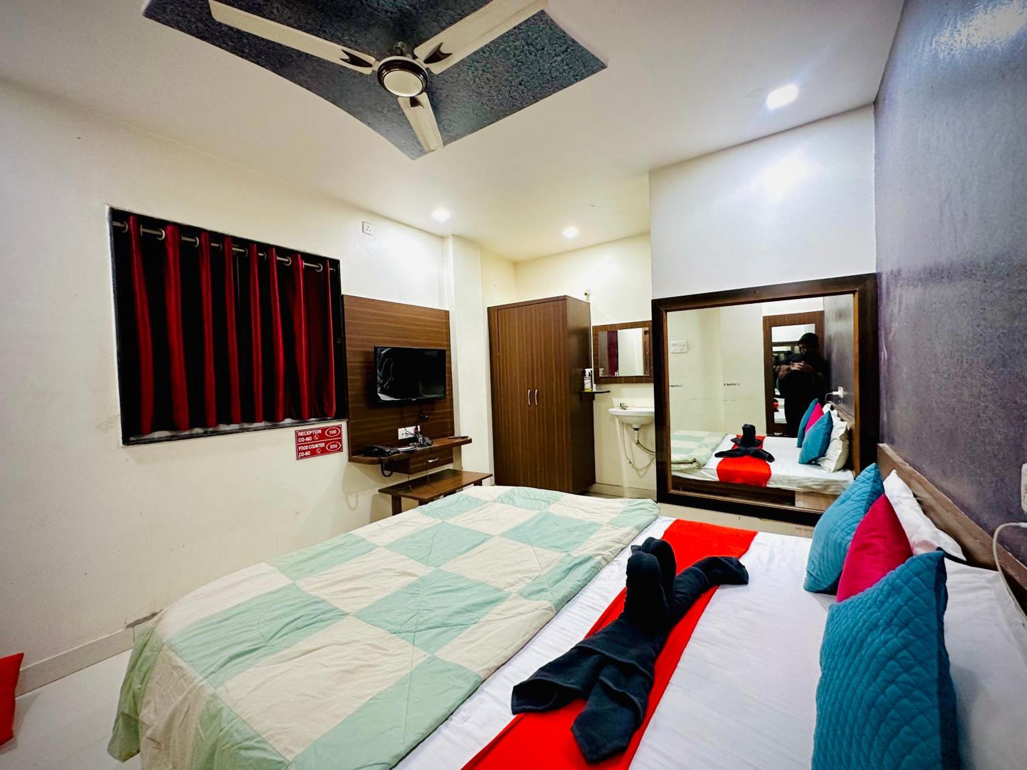 Hotel Sawai Executive Jadhavwadi 外观 照片